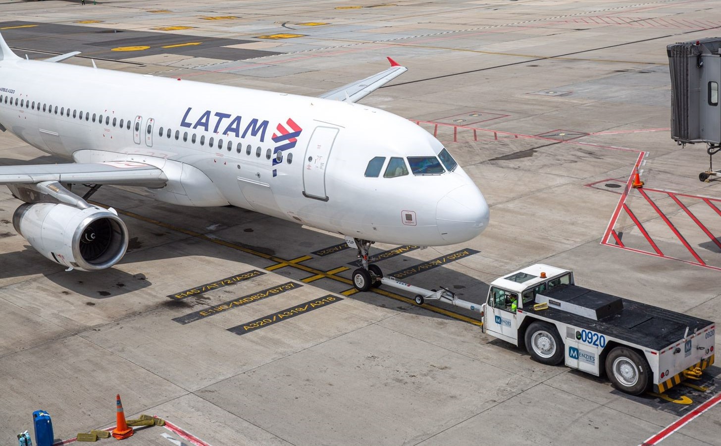 LATAM expands cargo fleet to 21 aircraft