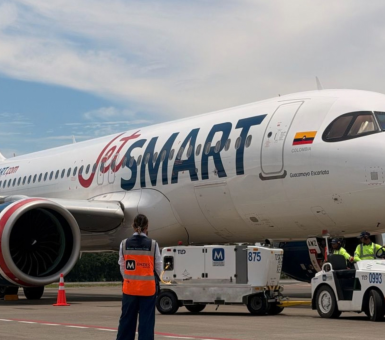 JetSMART aircraft on the apron during ground handling operations supported by Menzies Aviation.